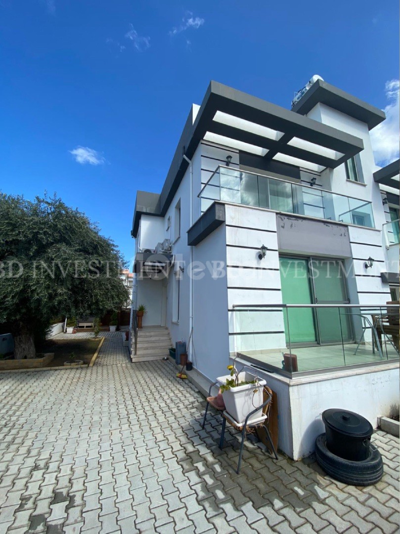 Perfect Location 3+1 dublex Twin Villa with Garden in Zeytinlik, Girne