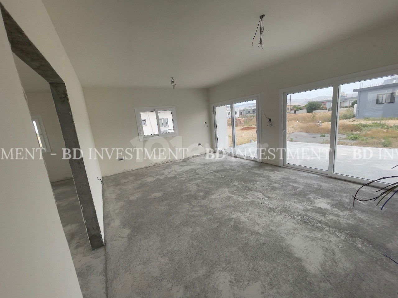 Mostly completed detached house in İskele Boğaziçi