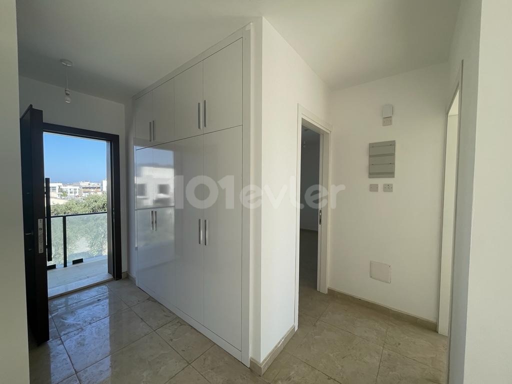 Jul 2+1 Clean Apartment with Commercial Permit for Rent in Karaoglanoglu ** 