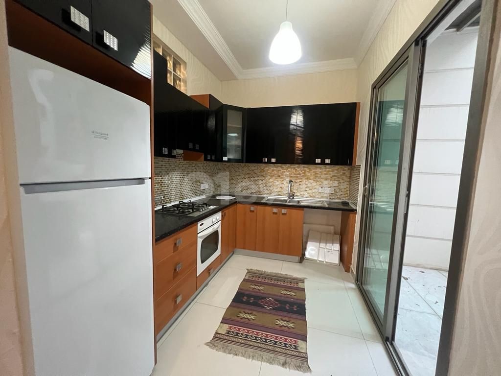 2+1 LUXARY RESIDANCE WITH MANY OPPORTUNITIES IN THE CENTRE OF KYRENIA