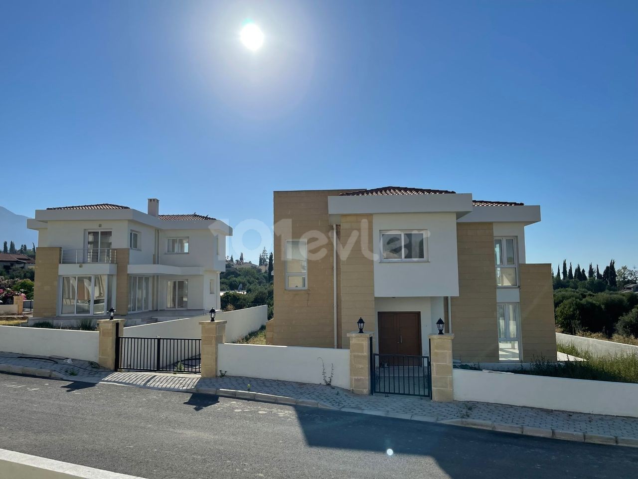 Girne Yeşiltepe'de 600 m² İçerisinde Ultralüks Villa Havuzlu 235.000Gbp Havuzsuz 215.000Gbp