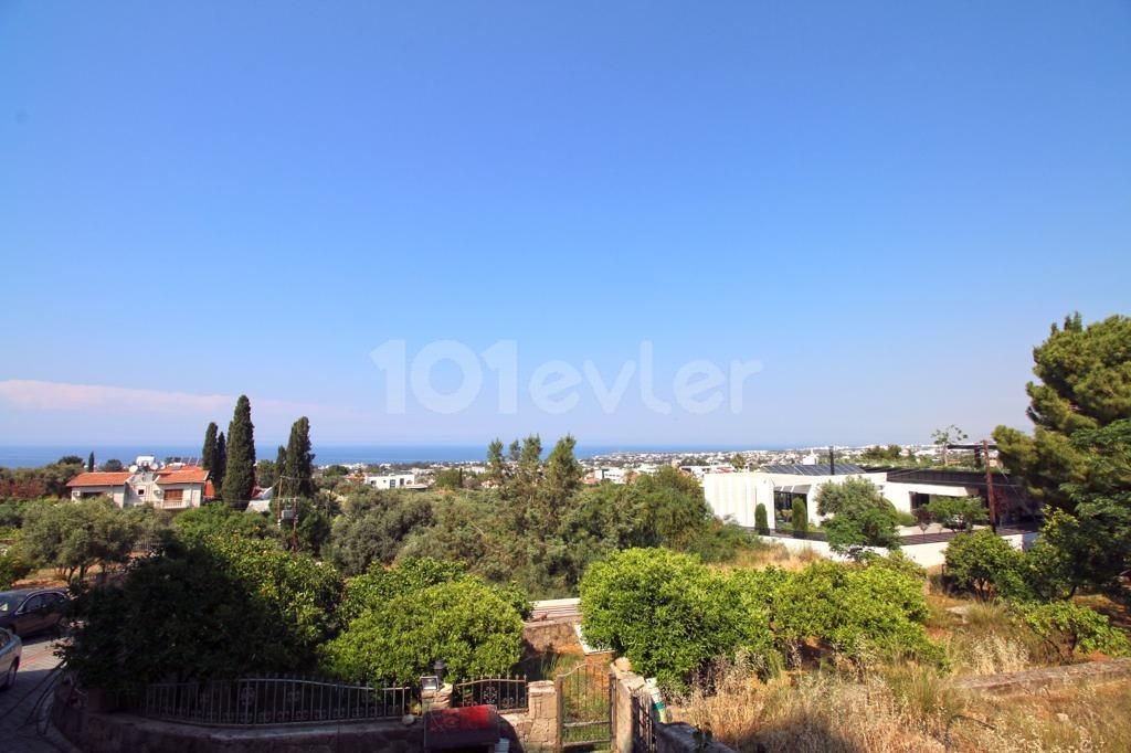 5+1 Luxury Mansion With Pool In Edremit, Kyrenia