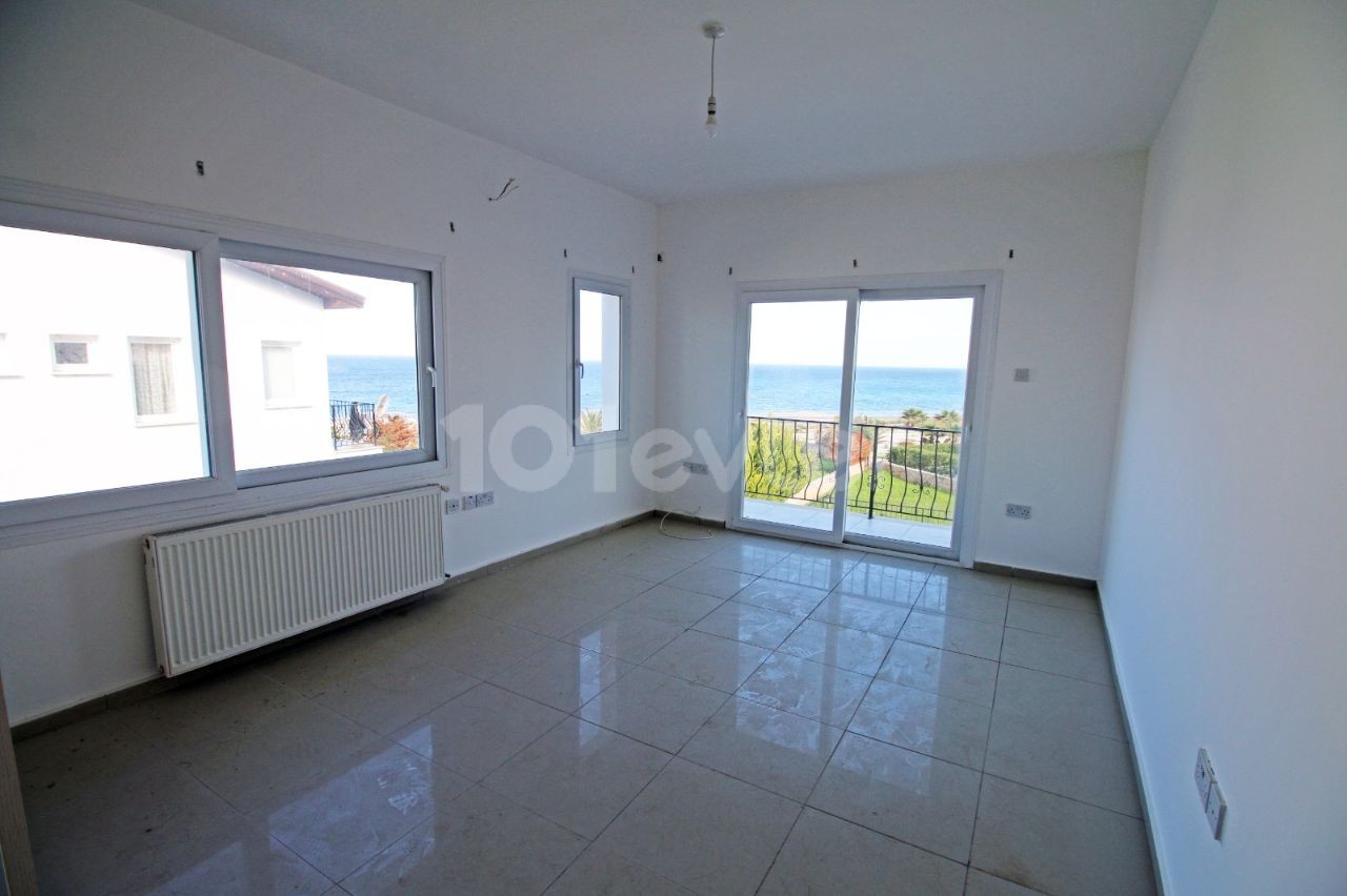 3+1 Luxury Villa by the Sea in Girne - Lapta