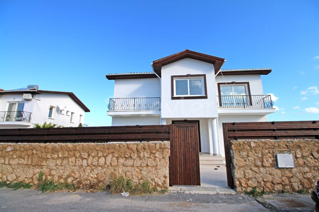 3+1 Luxury Villa by the Sea in Girne - Lapta