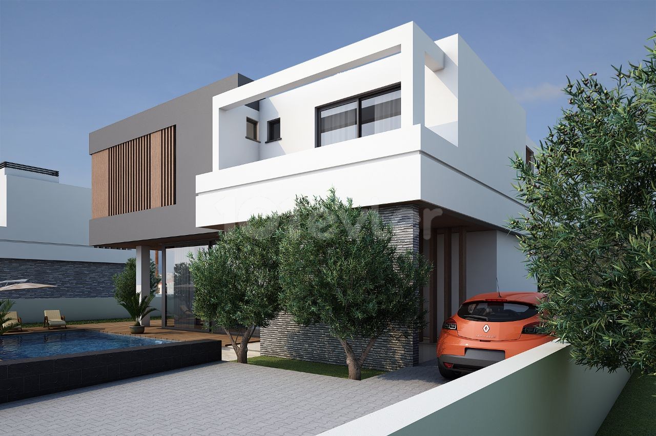 Girne Karmi'de Satılık 4+1 Triplex Villa