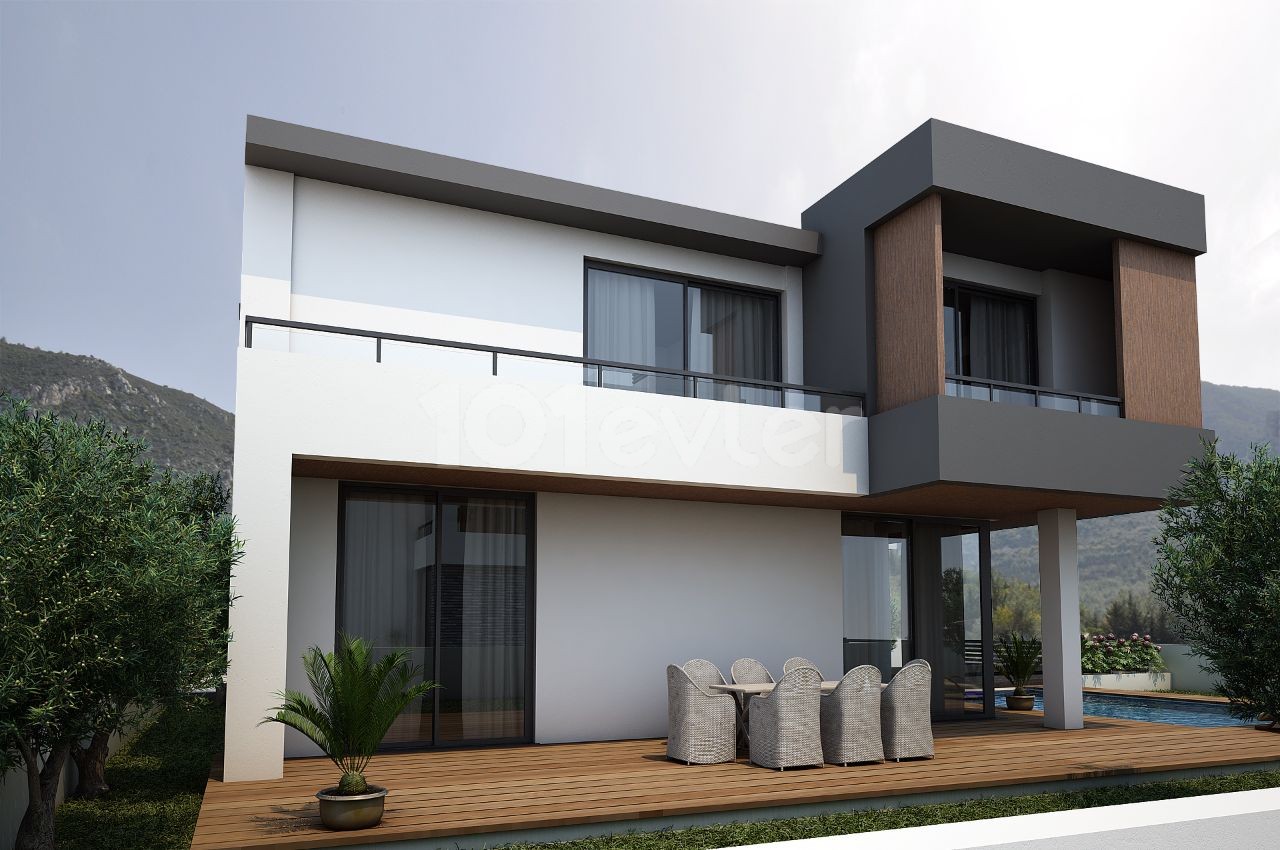 Girne Karmi'de Satılık 4+1 Triplex Villa