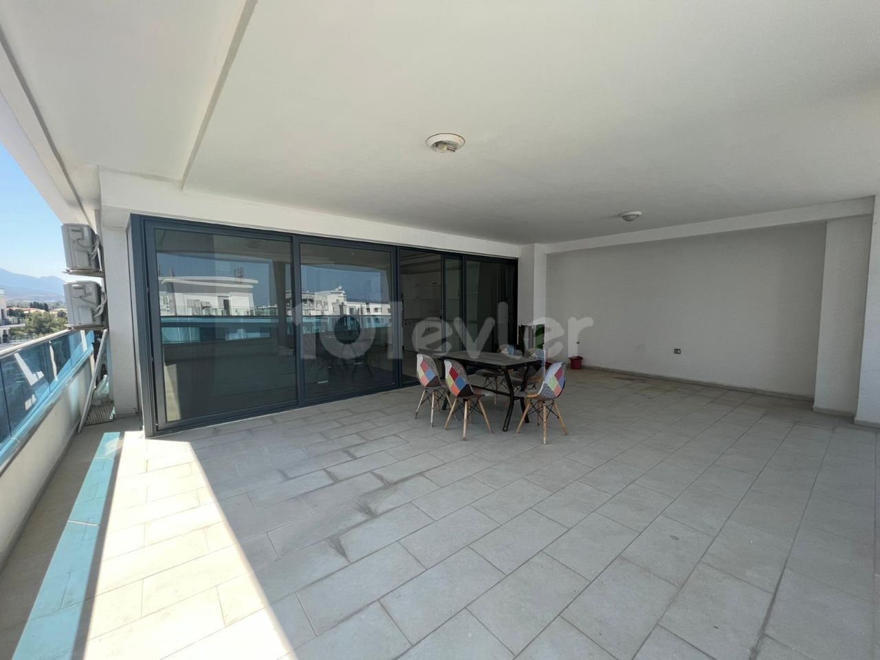 Kyrenia - 2 + 1 Penthouse for Rent in the Center ** 