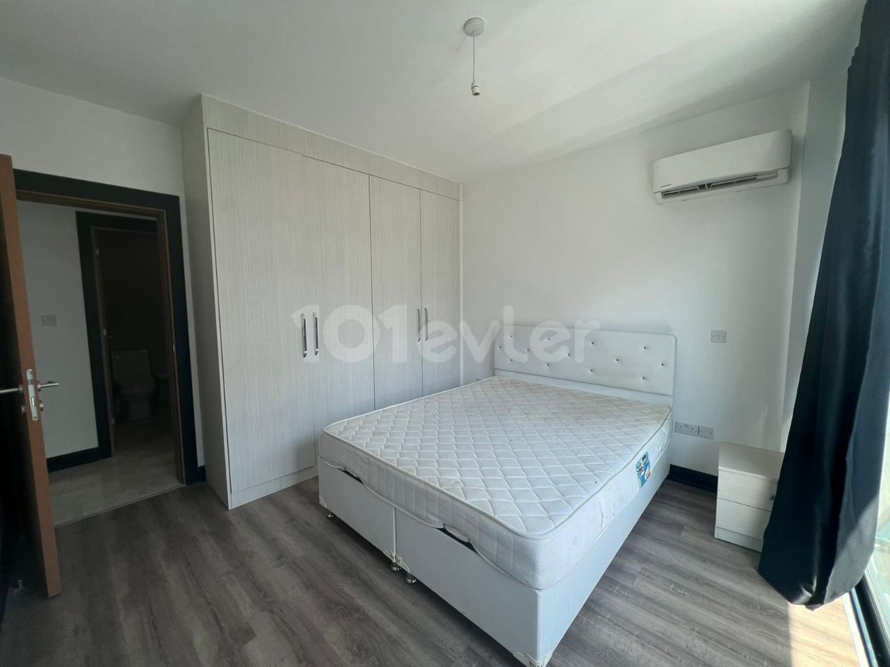 Kyrenia - 2 + 1 Penthouse for Rent in the Center ** 