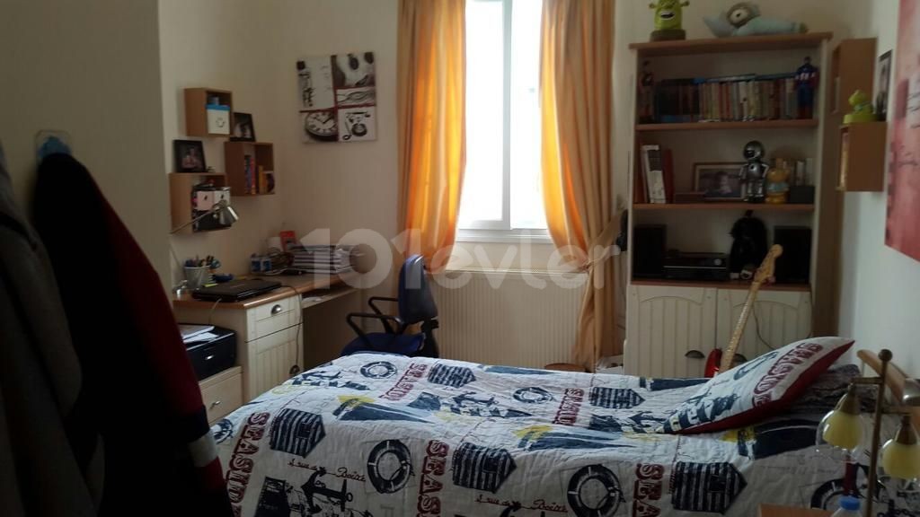 Girne Alsancak'ta Kiralık Lüks Villa