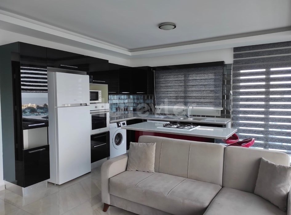 Luxury 2 + 1 Apartment for Rent in the center of Kyrenia ** 