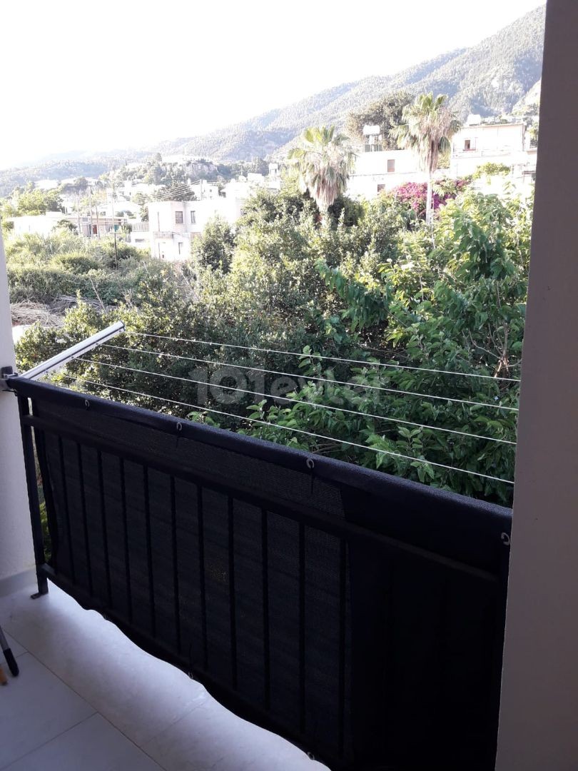 Apartment with Terrace for Sale in Kyrenia Lapta ** 