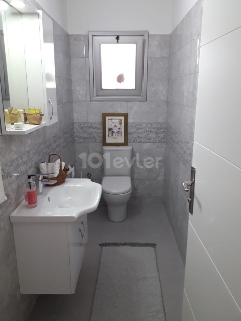 Apartment with Terrace for Sale in Kyrenia Lapta ** 