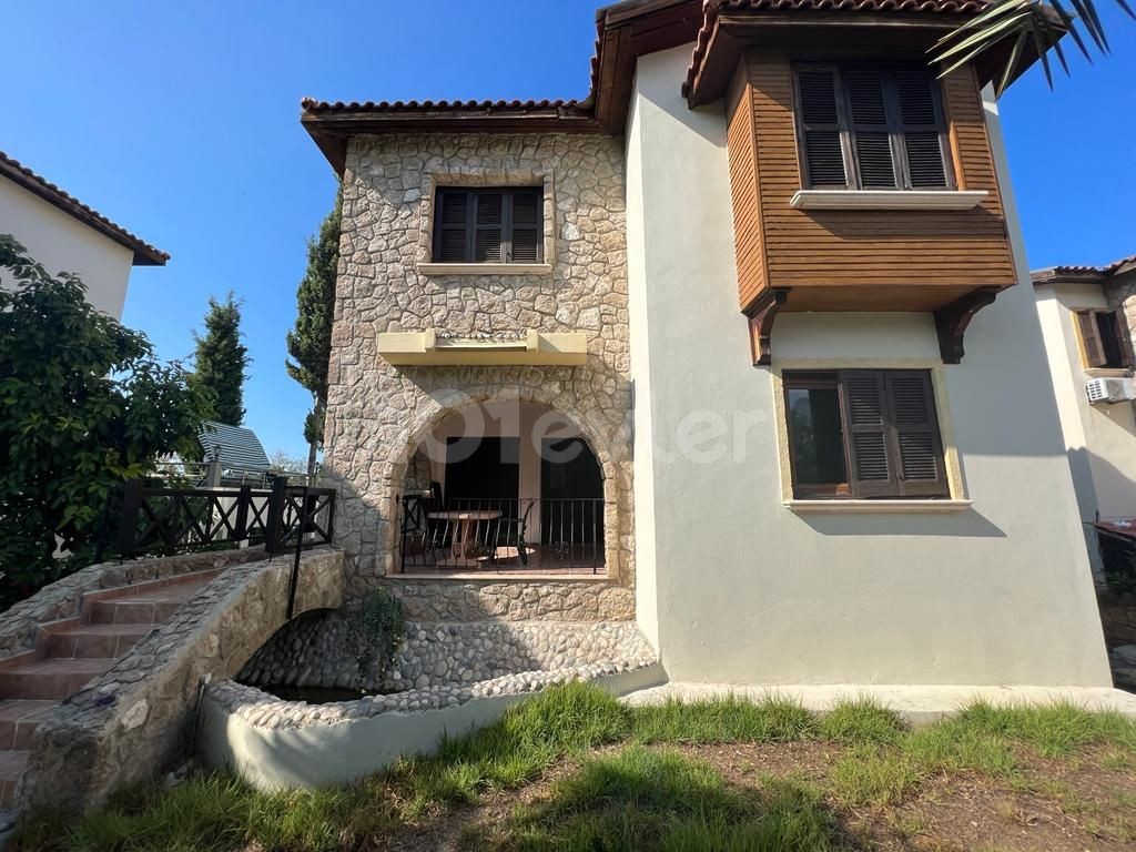 3+1 Villa mit privatem Garten zum Verkauf in Kyrenia Chatalköy ** 