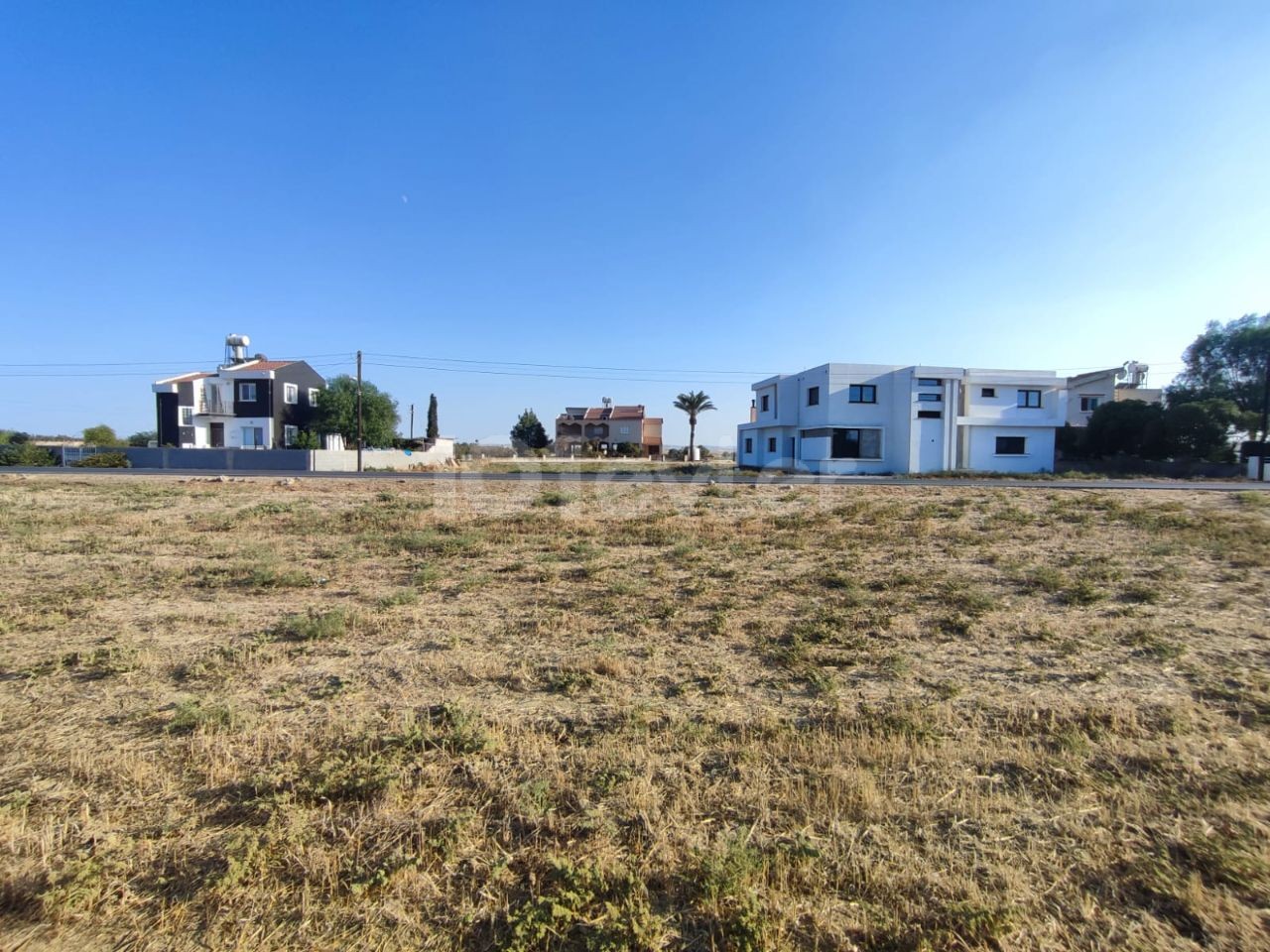 GAZIKÖY ZU VERKAUFEN AUF DER STRAßE UND IM DORF LAND ** 