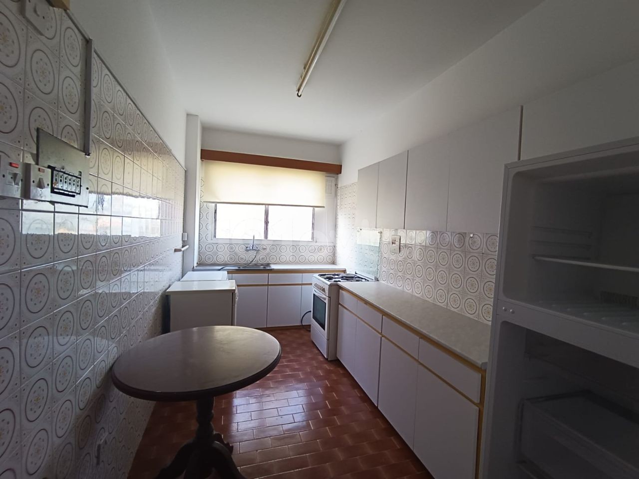 2+1 APARTMENT WITHIN WALKING DISTANCE TO DEREBOYU STREET AND CAFES IN KÖŞKLÜÇİFTLİK