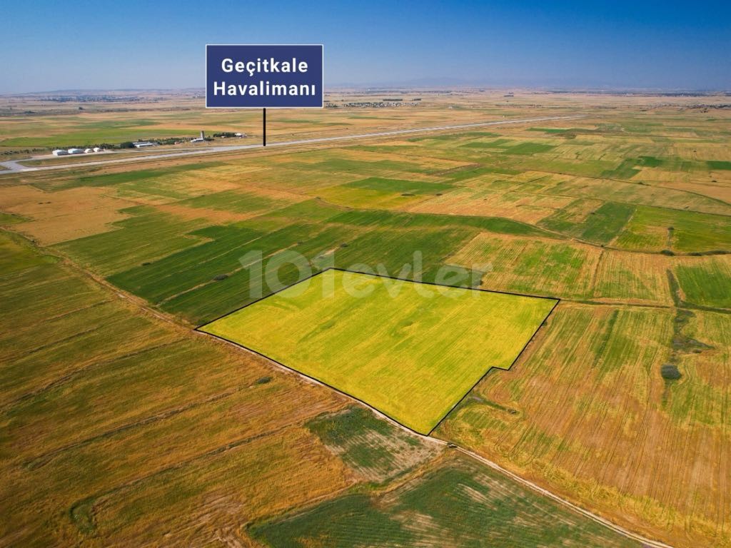 Residential Zoned Plot For Sale in Geçitkale, Famagusta