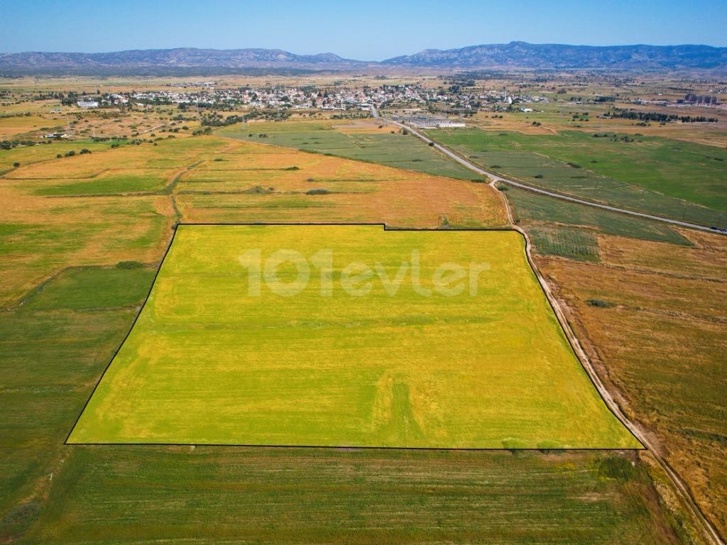 Residential Zoned Plot For Sale in Geçitkale, Famagusta