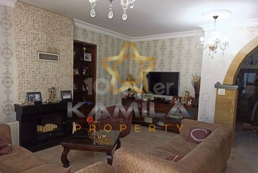 Villa For Sale in Yeşiltepe, Kyrenia