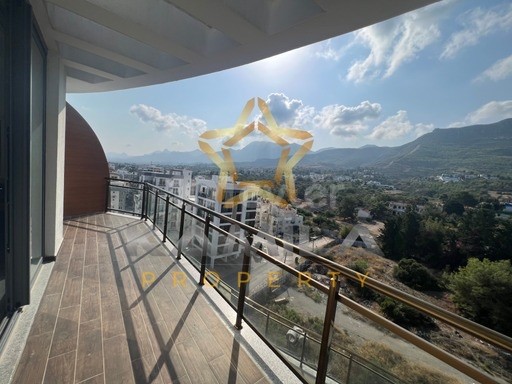 Penthouse Kaufen in Girne Merkez, Kyrenia