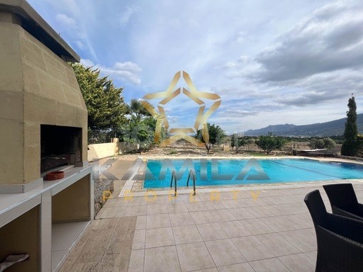 3+1 Seafront Villa for Rent with Pool in Karşıyaka