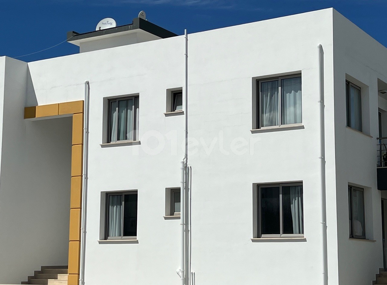 2+1 neue, mehrwertsteuerpflichtige Wohnung zum Verkauf in Kyrenia Bosphorus