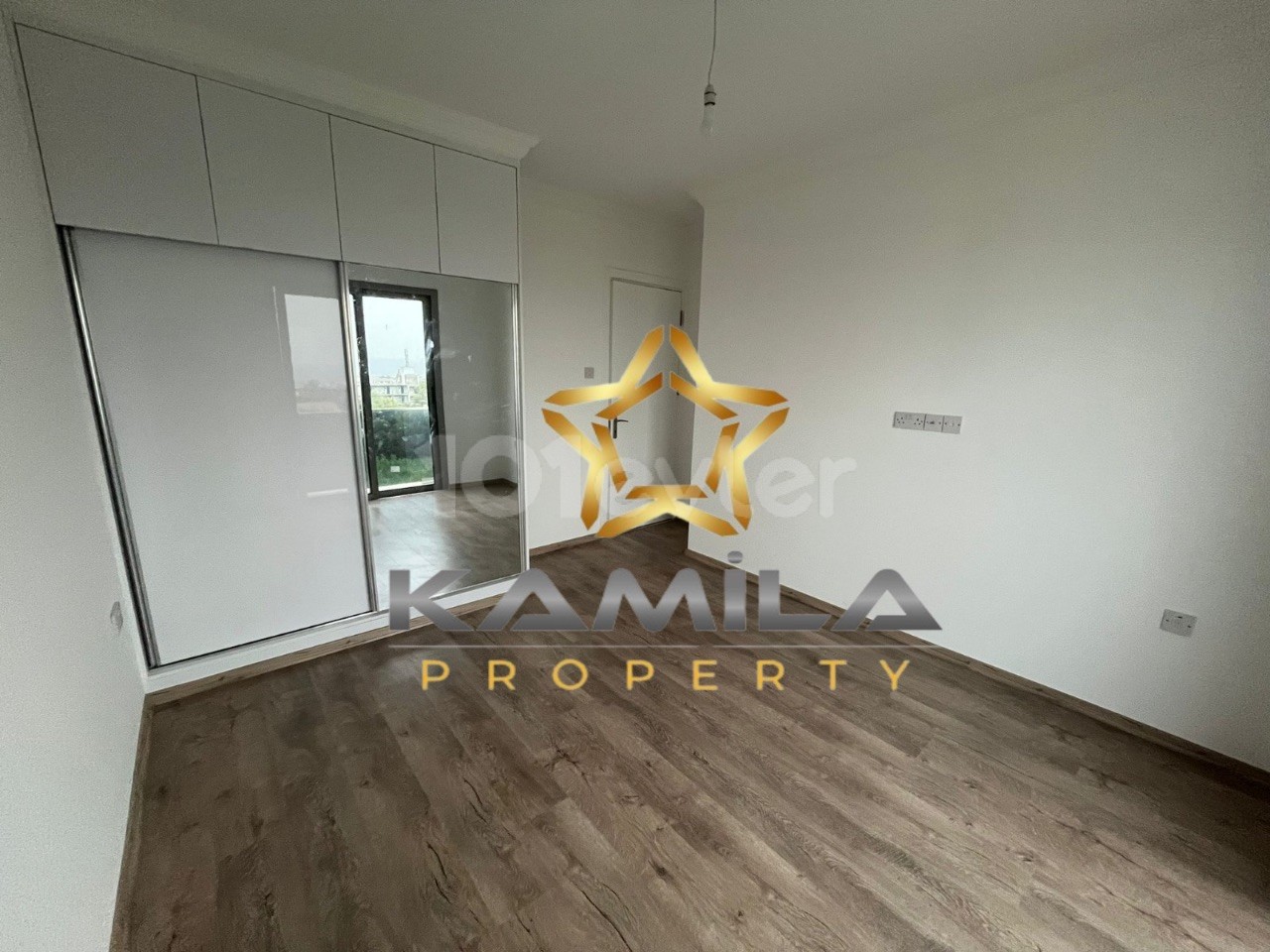 2+1 Luxury Flat For Sale in Alsancak