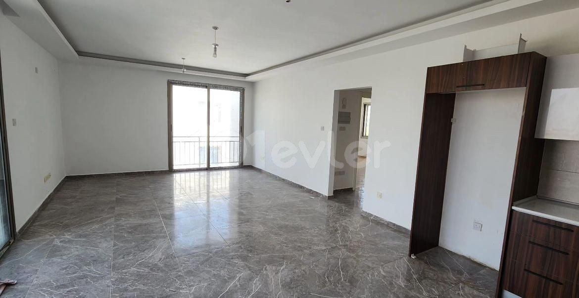 Lefkoşa Erülkü Yakını Kiralık Penthouse