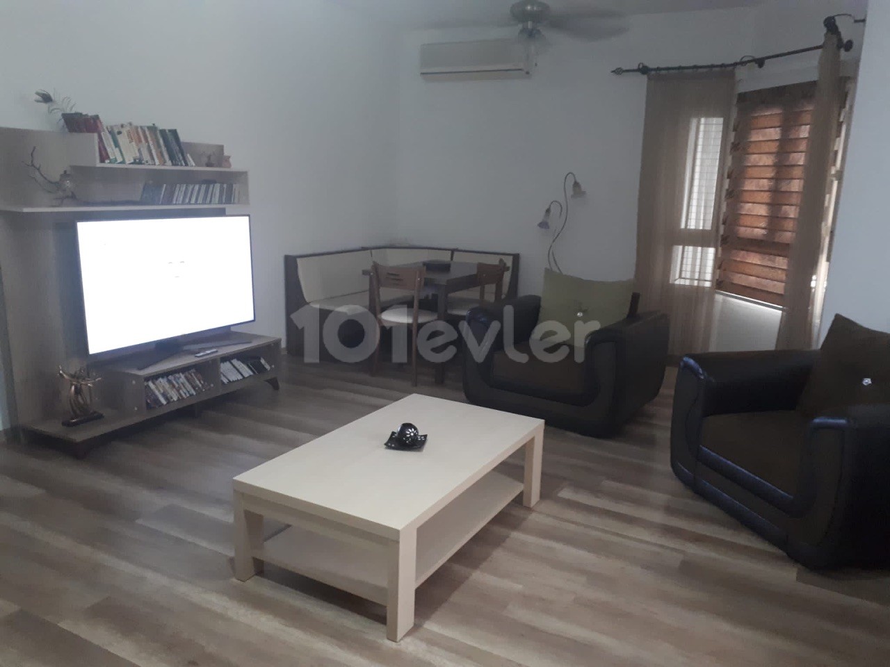 KYRENIA CENTER 3+1 FLAT FOR SALE