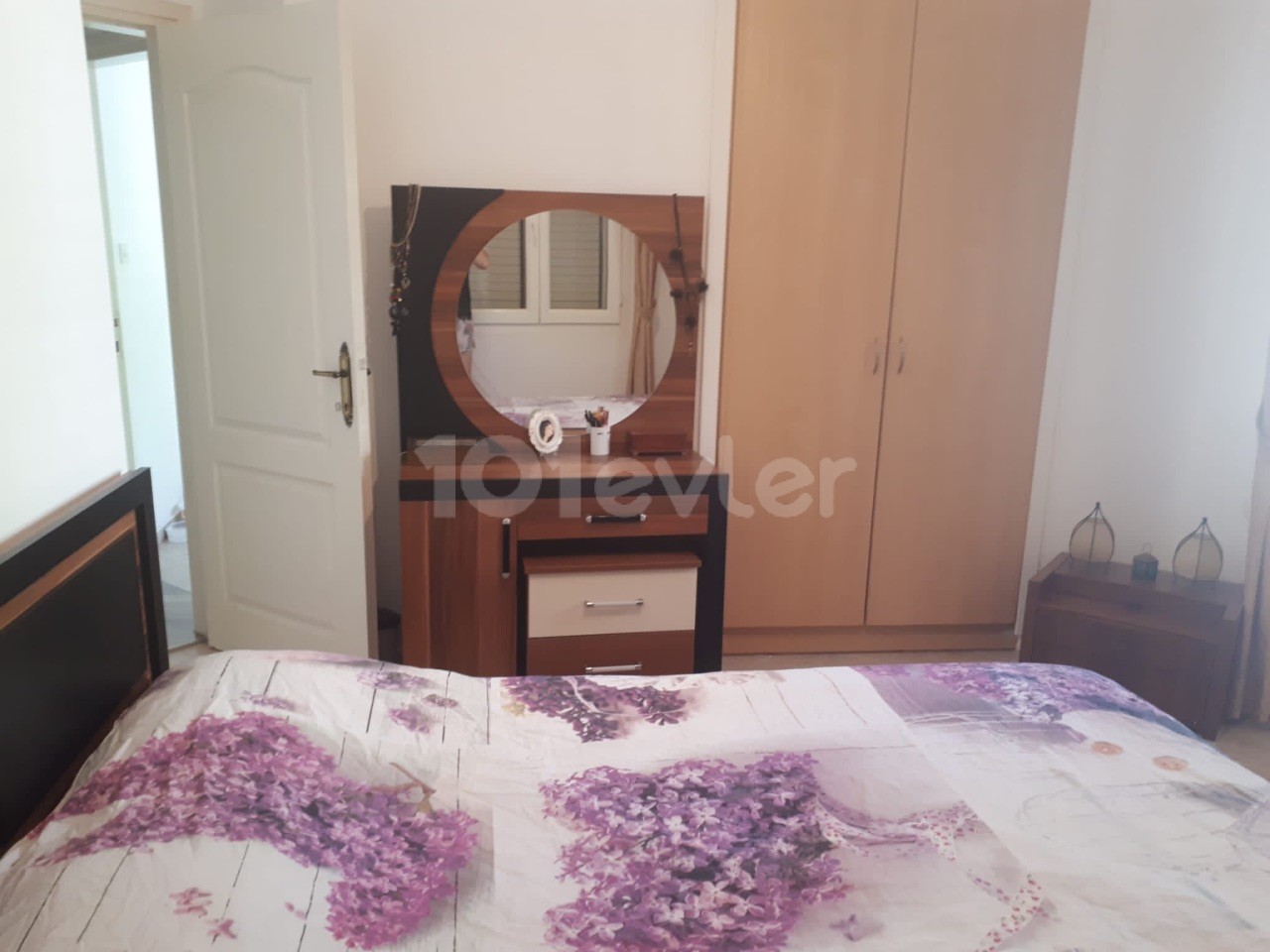 KYRENIA CENTER 3+1 FLAT FOR SALE