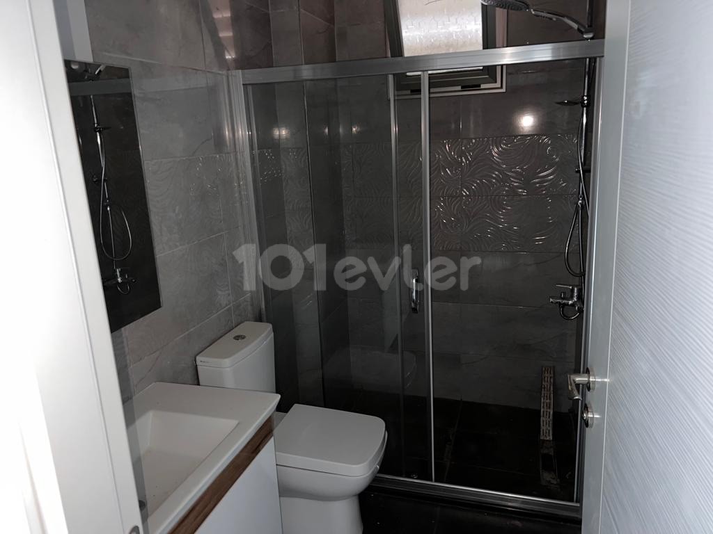 2+1 FLAT FOR SALE IN KYRENIA CENTER