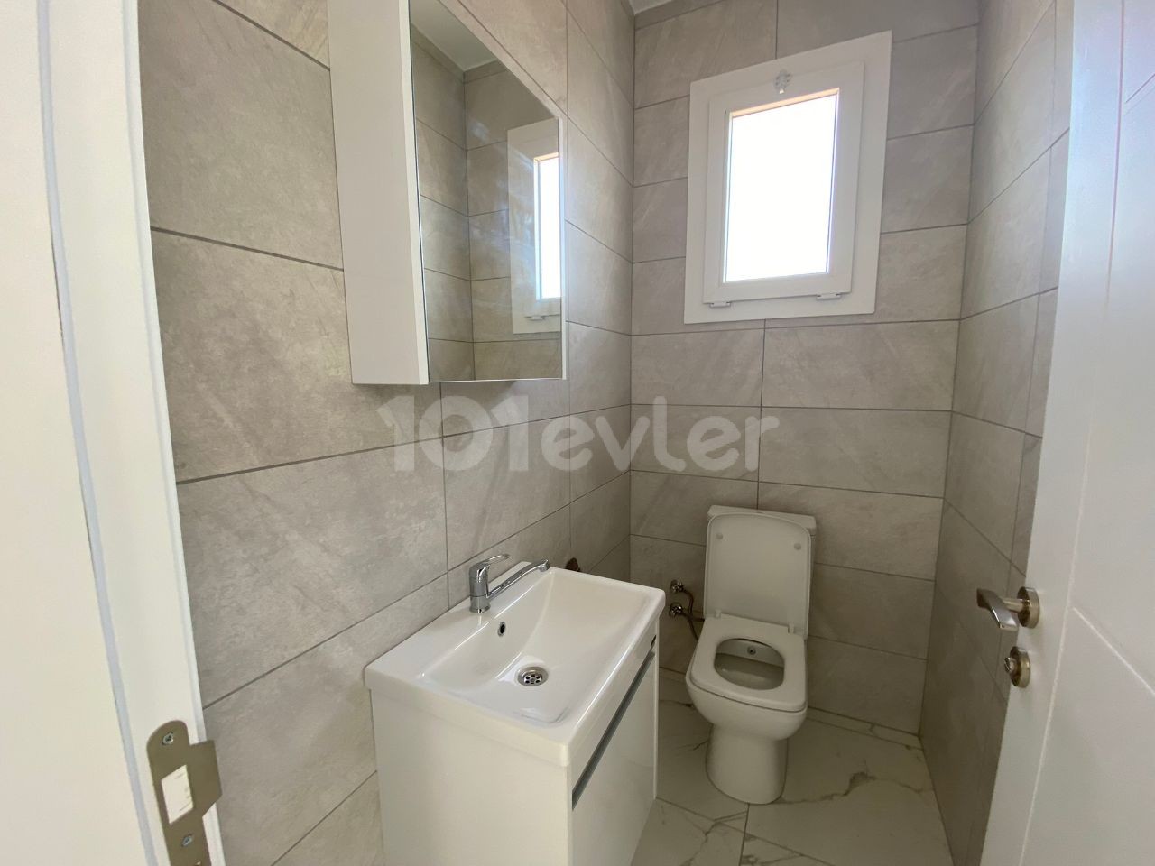 3+1 FLAT FOR SALE IN GAZİMAĞUSA CENTER ** 