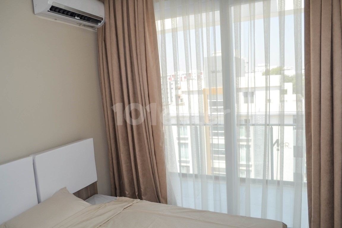 GAZİMAĞUSA MERKEZDE, TÜRK MALI,FULL EŞYALI SATILIK 1+1 PENTHOUSE