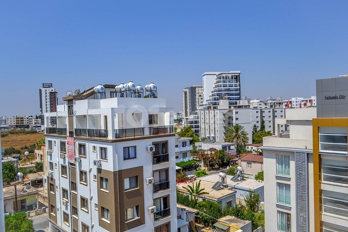 GAZİMAĞUSA MERKEZDE, TÜRK MALI,FULL EŞYALI SATILIK 1+1 PENTHOUSE