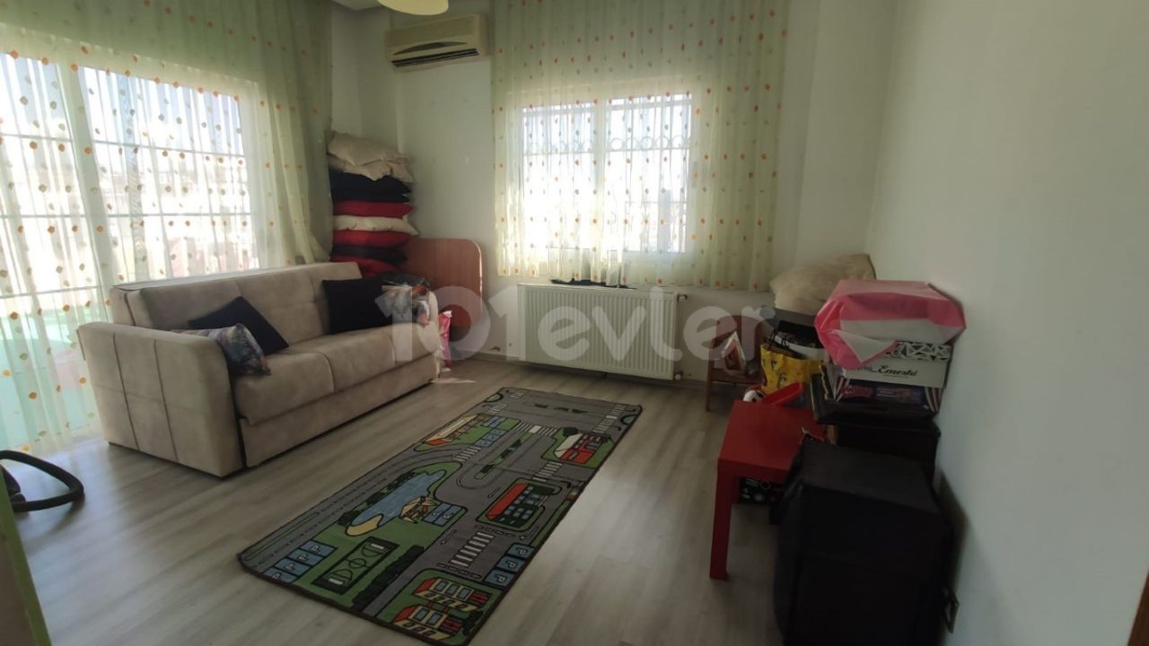 GAZİMAĞUSA MERKEZDE 3+1 SATILIK PENTHOUSE