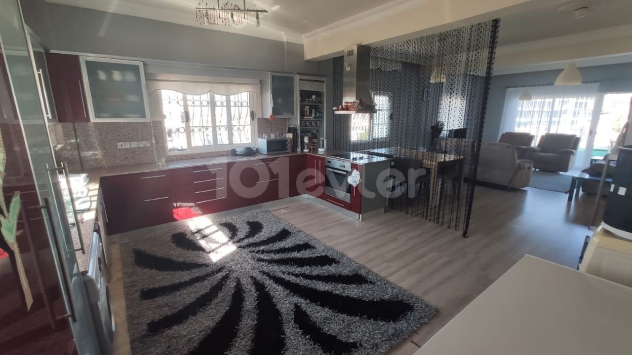 GAZİMAĞUSA MERKEZDE 3+1 SATILIK PENTHOUSE