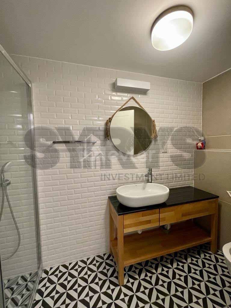 Luxus 2 Schlafzimmer mit 2 Bädern (Sauna, Fitnessraum, Pool, Sicherheit) ** 