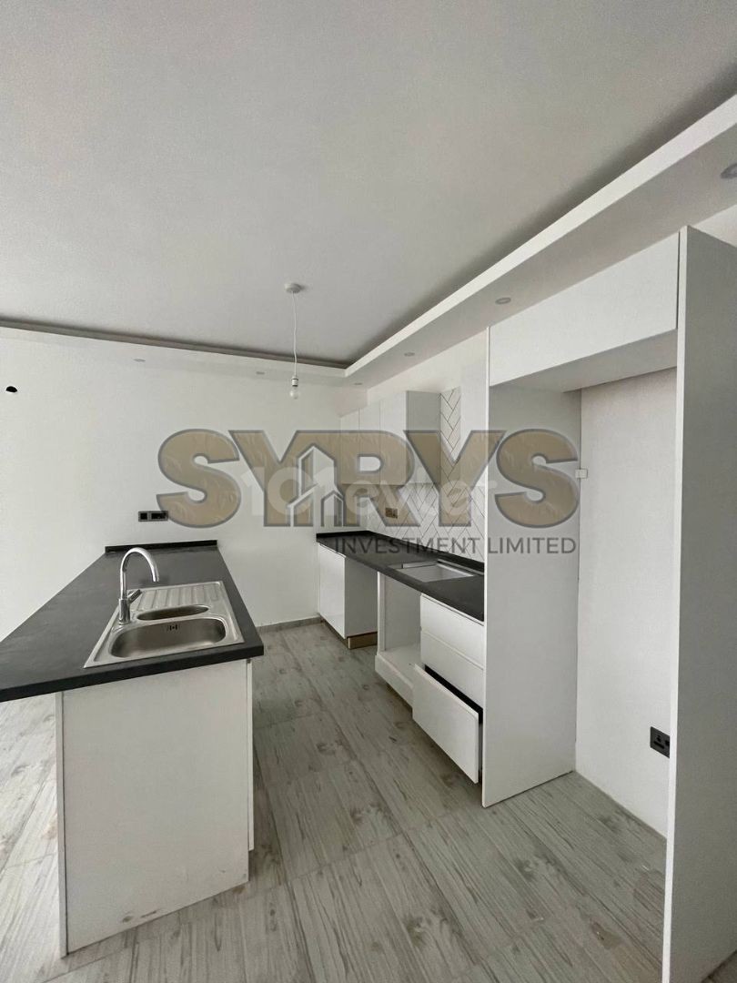 1+1 FLAT FOR SALE IN A SITE WITH POOL IN ALSANCAK 