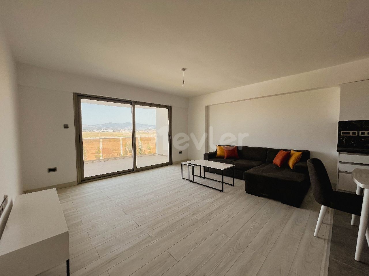 2+1 FLAT FOR SALE in EDELWEISS RESIDENCE by SARYAP İnşaat in Iskele Long Beach