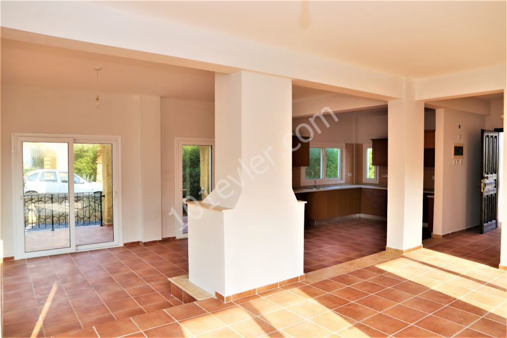 Reduced price!!Amazing villa for the good price.