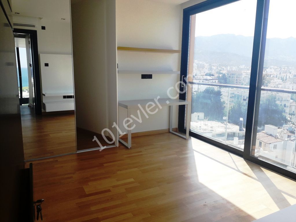 Penthouse Kaufen in Girne Merkez, Kyrenia