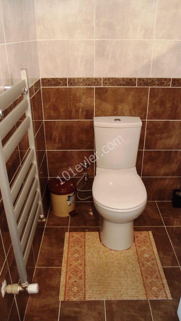 Zeytinlik te 3+1 full eşyalı satilik ikiz villa 