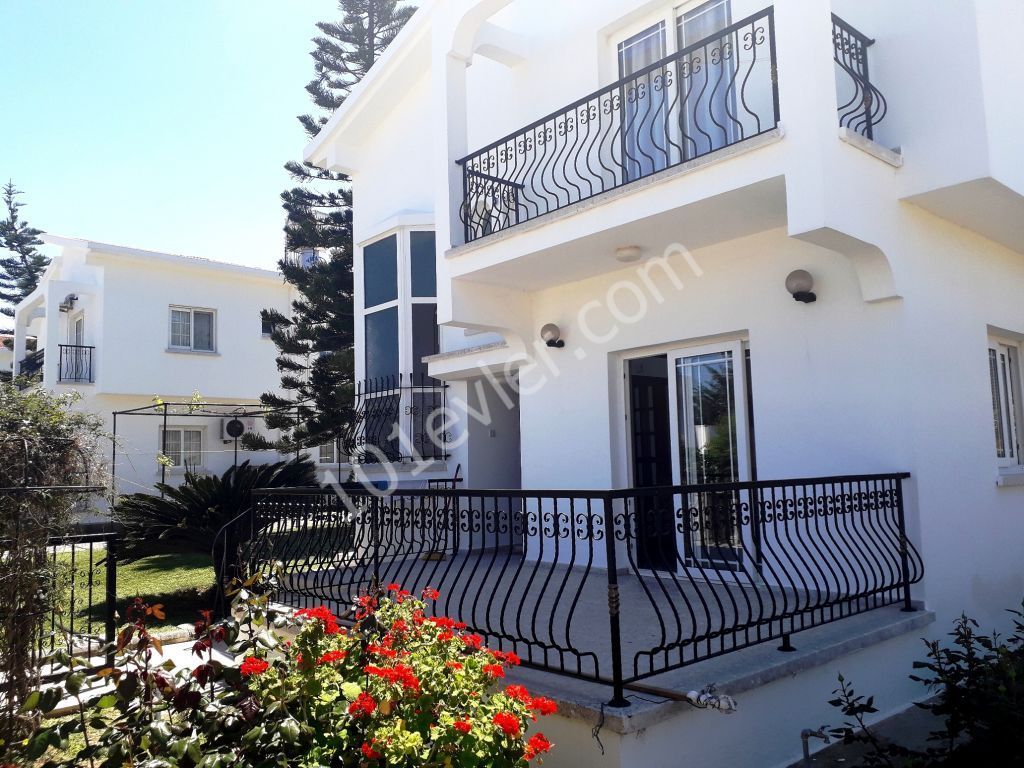 Three bedroom villa for short term rent 