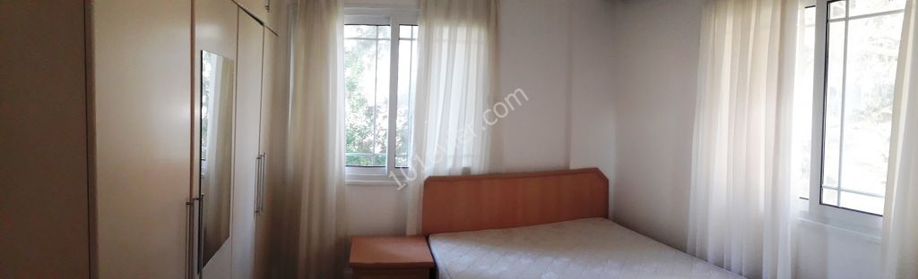 Girne Merkezde geniş 3+1 ful eşyalı satılık daire