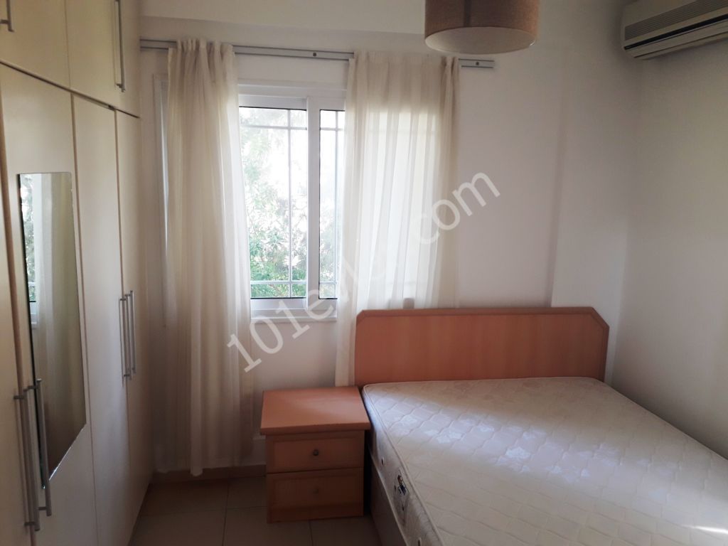 Girne Merkezde geniş 3+1 ful eşyalı satılık daire