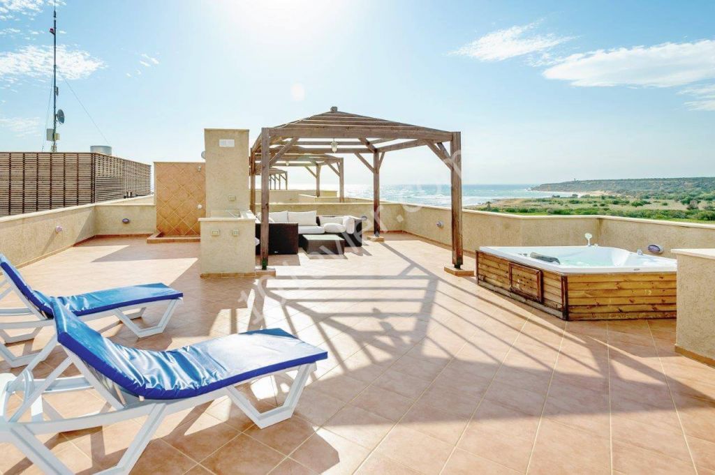 For sale luxury beachfron apartments