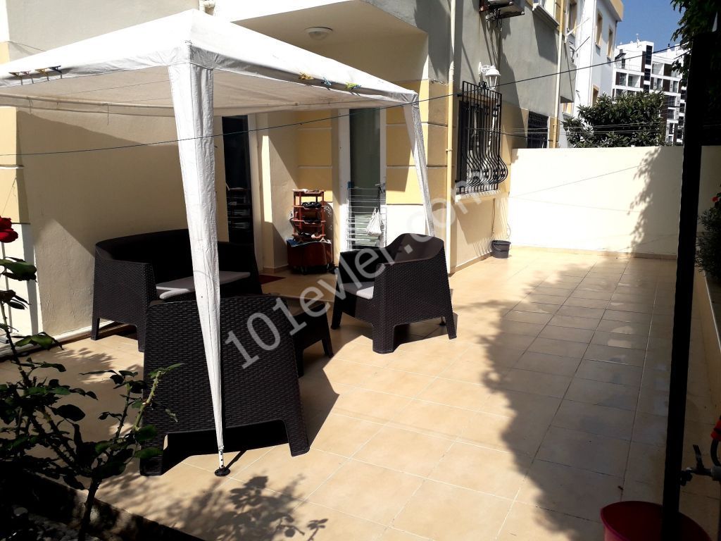 Flat For Sale in Yukarı Girne, Kyrenia