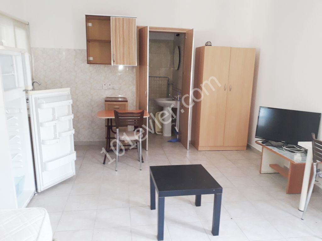 Girne merkezde ful eşyalı studio daire kiralık