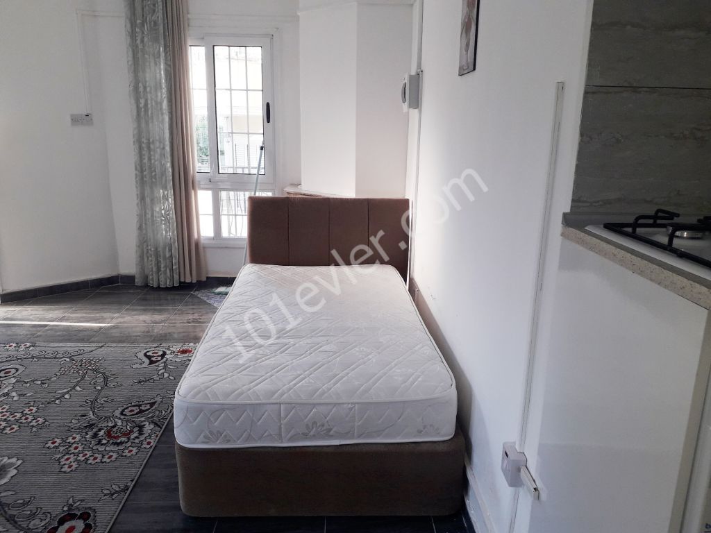 New studio apartment for rent in Girne center