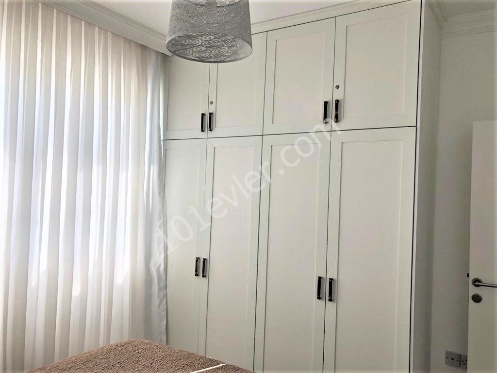 Denize sıfır  satılık geniş 2+1 townhouse