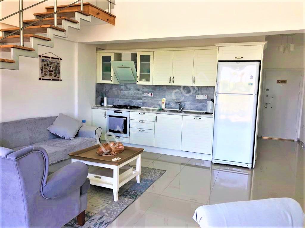 Denize sıfır  satılık geniş 2+1 townhouse